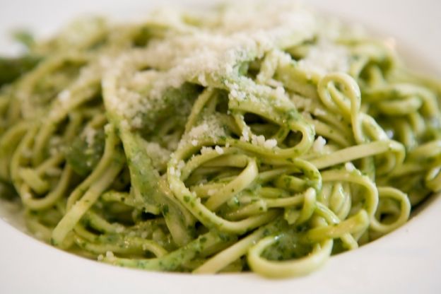 2. PASTA AL PESTO