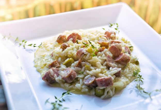 Arroz con salchicha