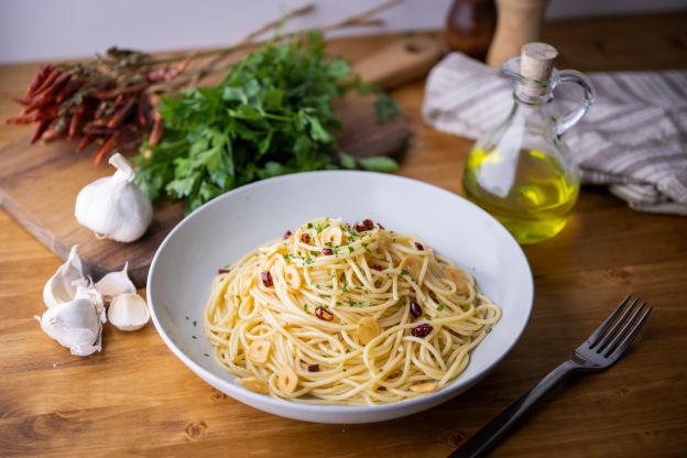 Spaghetti  Aglio Olio