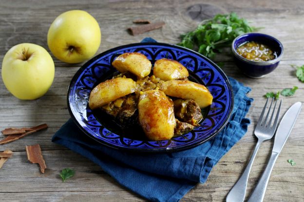 Ternera con manzanas caramelizadas del norte de África