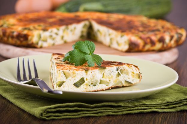 Tortilla de jamón y calabacín