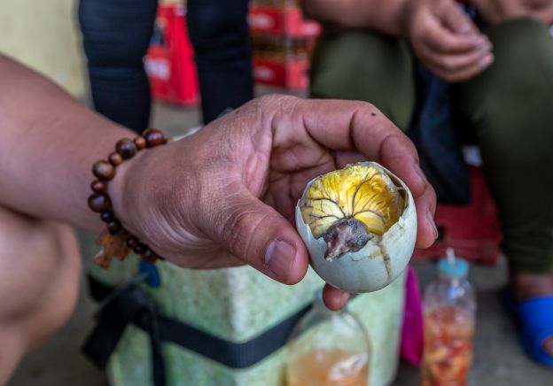 Balut - Filipinas