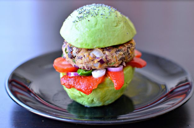 Hamburguesas paleo de aguacate