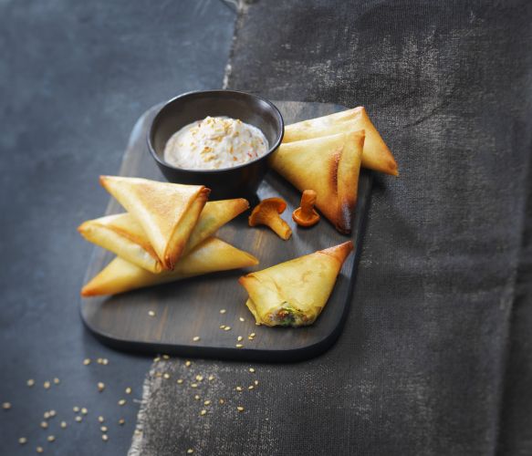 Pastelitos de queso crema y hongos