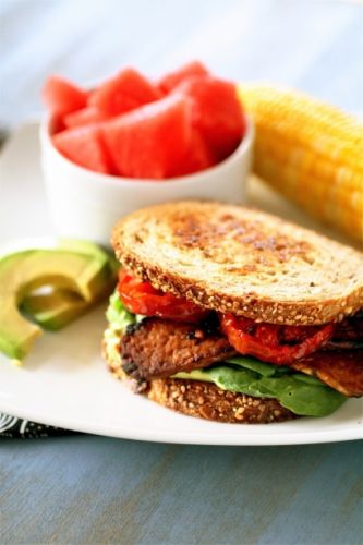 Sándwich BLT vegetariano