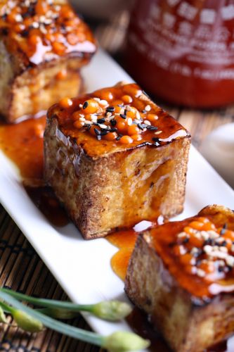 Bocaditos de tofu con caramelo