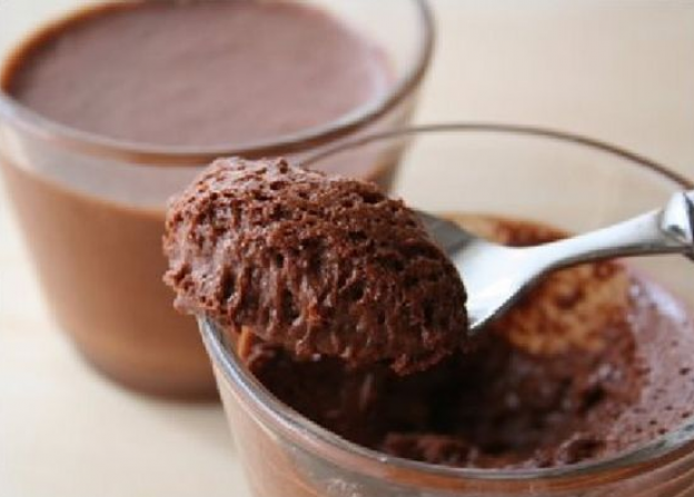 12.- MOUSSE DE CHOCOLATE