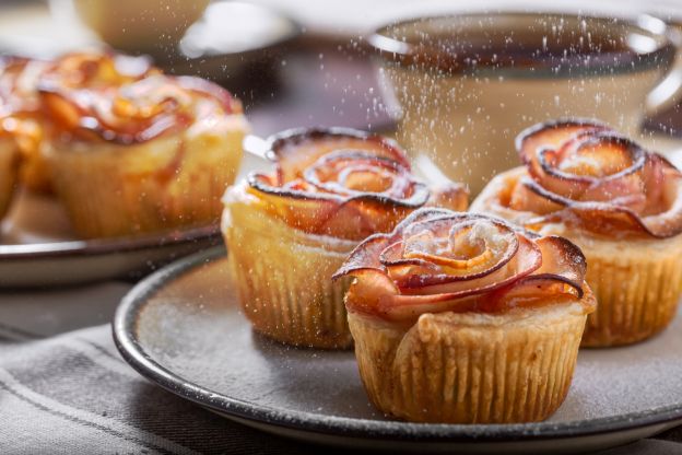 Rosas de manzana con hojaldre