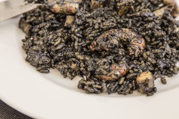 ARROZ NEGRO