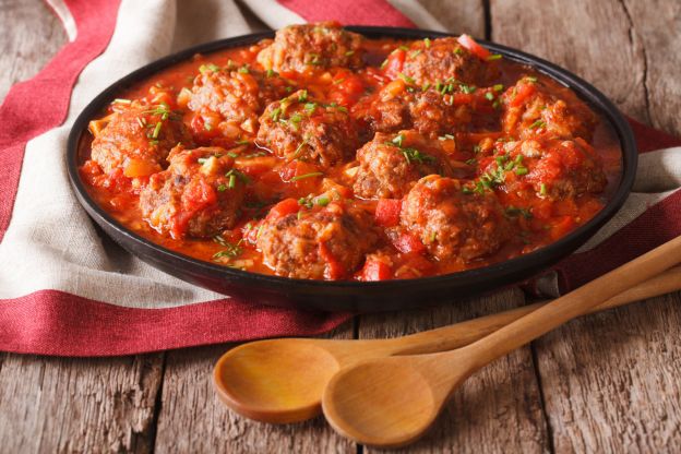 Albóndigas en salsa de la abuela