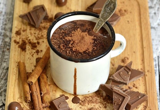 Un chocolate a la taza la noche anterior