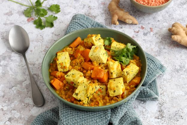 Curry de lentejas con tofu