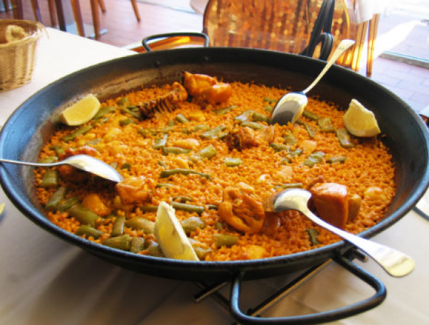 29.- paella valenciana