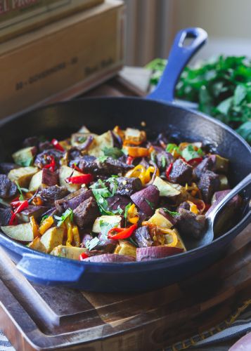 Carne con papas y pimientos