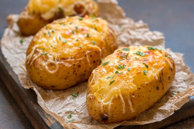 PATATAS AL HORNO RELLENAS