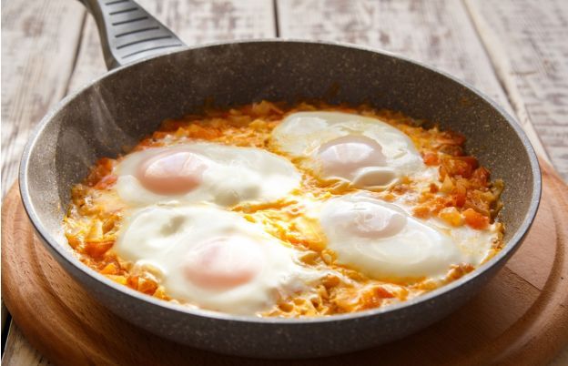 Huevos con queso