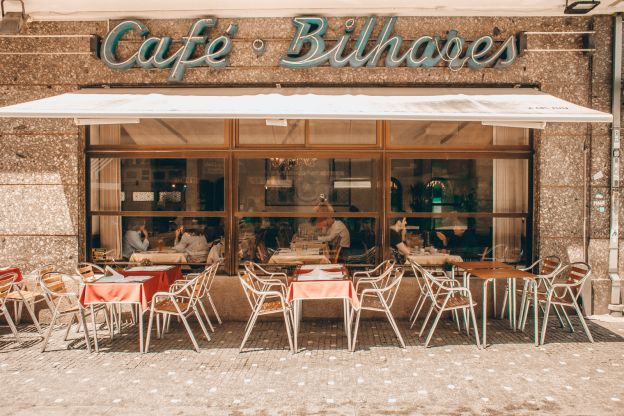 ¿Podemos cambiarnos a la terraza?