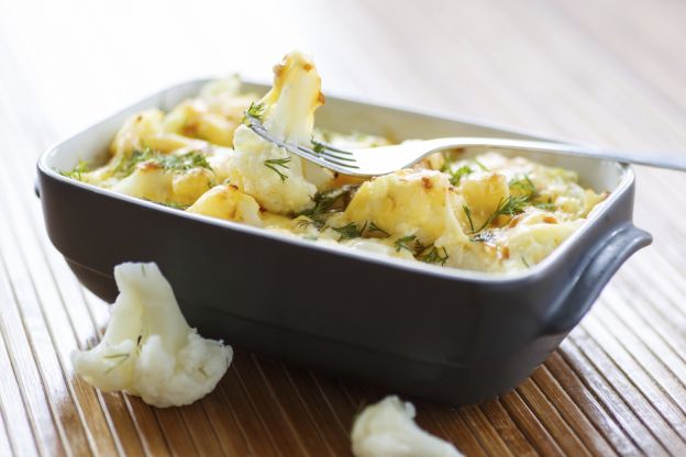 Pasta gratinada con coliflor