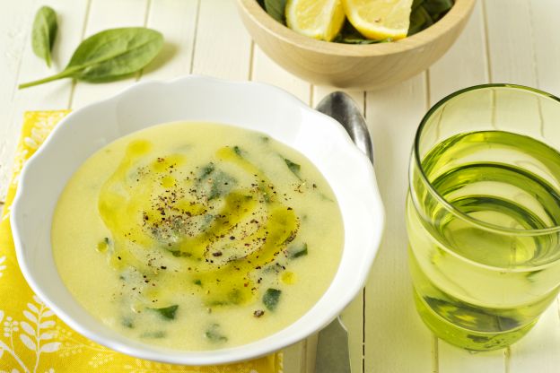 Curry tailandés con espárragos y tofu