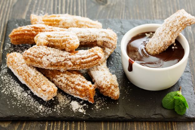 6.- CHURROS