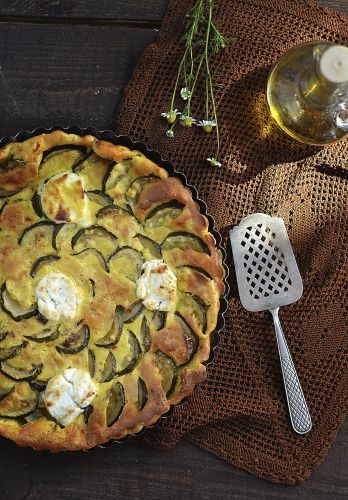 Tarta salada de calabacín y queso de cabra