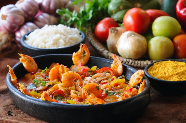 SARTENADA DE GAMBAS AL AJO PICANTE