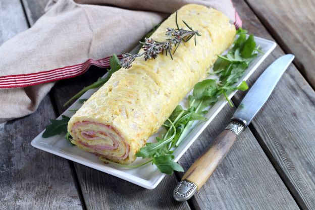 Rollo salado de patatas, jamón y queso