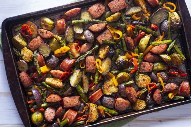 Verduras al horno con chorizo