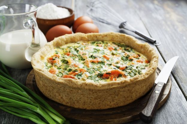 Quiche de salmón con cebollín