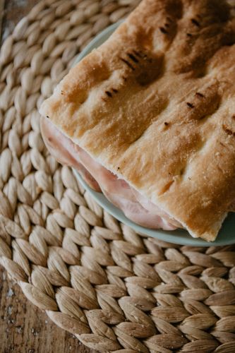 Bocadillo de mortadella