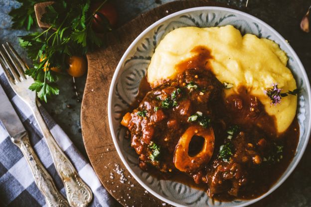 RAGÚ Y POLENTA