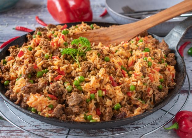 Arroz frito con carne