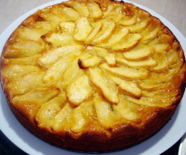 30.- TARTA DE MANZANA