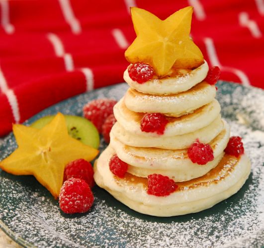 Árbol navideño de blini