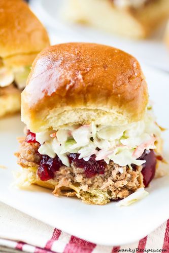 Mini hamburguesa de cerdo con cole slaw