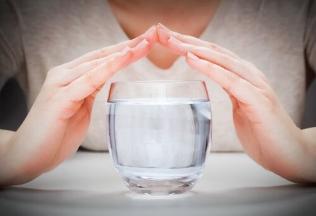 5.- bebe un vaso de agua antes de cada comida