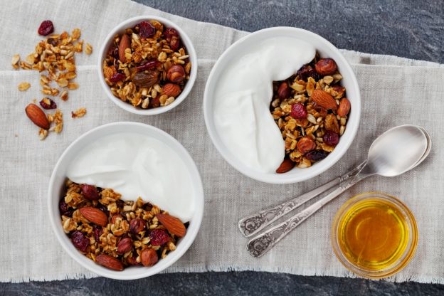 Vasitos de granola con fruta