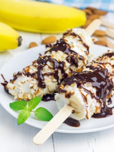 Bananas congeladas con chocolate