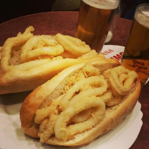 Bocadillo de calamares (España)