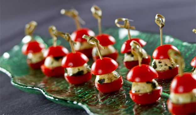 Brochettes de tomate y mozzarella