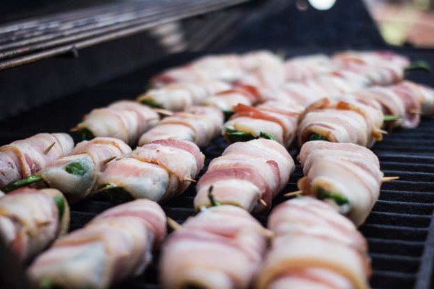 Jalapeños rellenos de queso crema