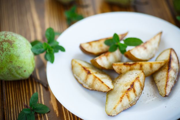 Peras al horno con menta