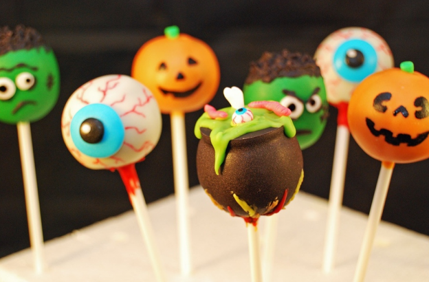 CAKE POPS