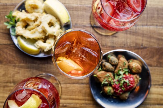 Apérol Spritz con tapas