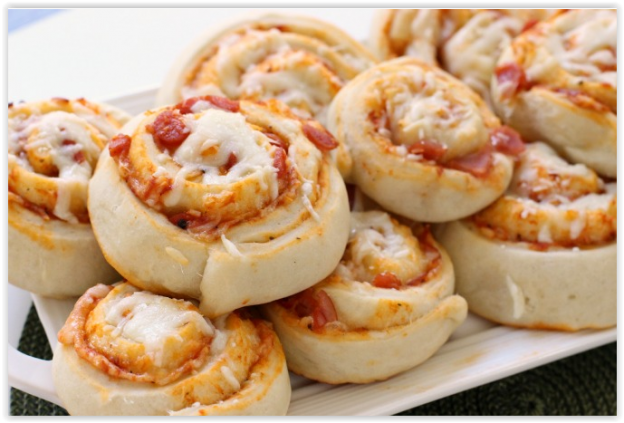 26. Rollitos de pizza