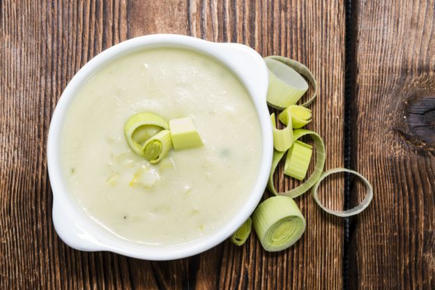 Sopa de patata y puerros