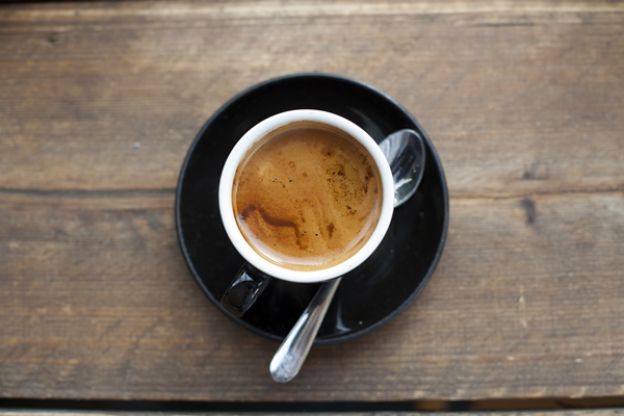 Café para los dolores después de hacer ejercicio