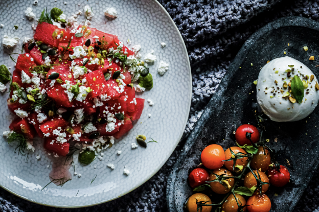 Ensalada de sandía y burrata