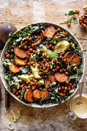 Garbanzos al horno con kale y boniato