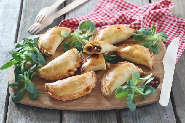 Empanadas de carne y chorizo